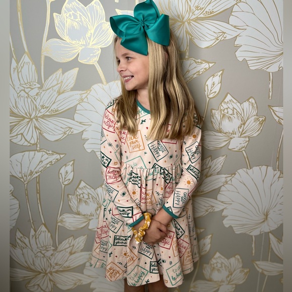 Affirmation dress by Finding Foxtale. annastowe.findingfoxtale.com - Picture 4 of 6